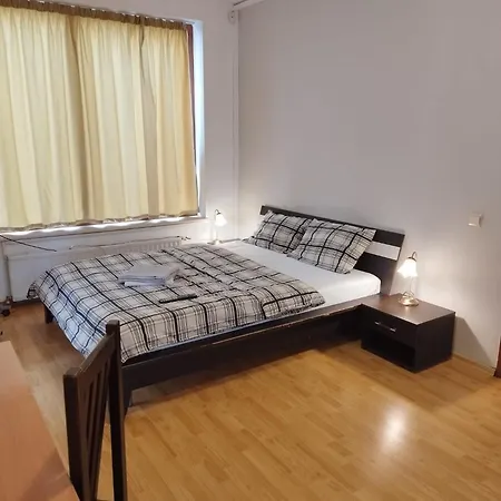 Βίλα Casa Cu Flori *