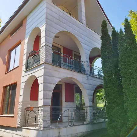 Casa Cu Flori Κλουζ-Ναπόκα