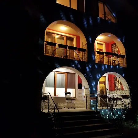 Casa Cu Flori Κλουζ-Ναπόκα